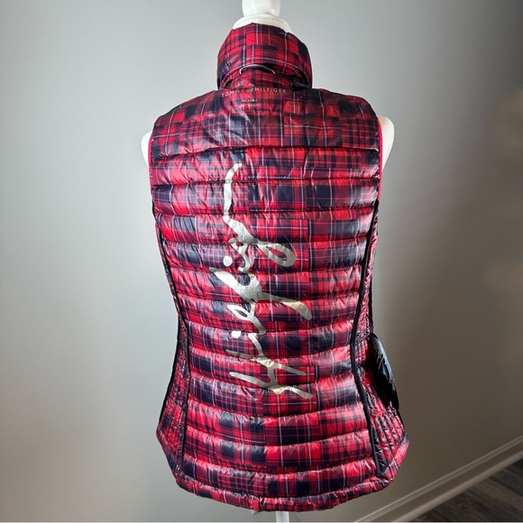 Tommy Hilfiger Red Plaid Packable Lightweight Puffer Vest Size S - Picture 11 of 13